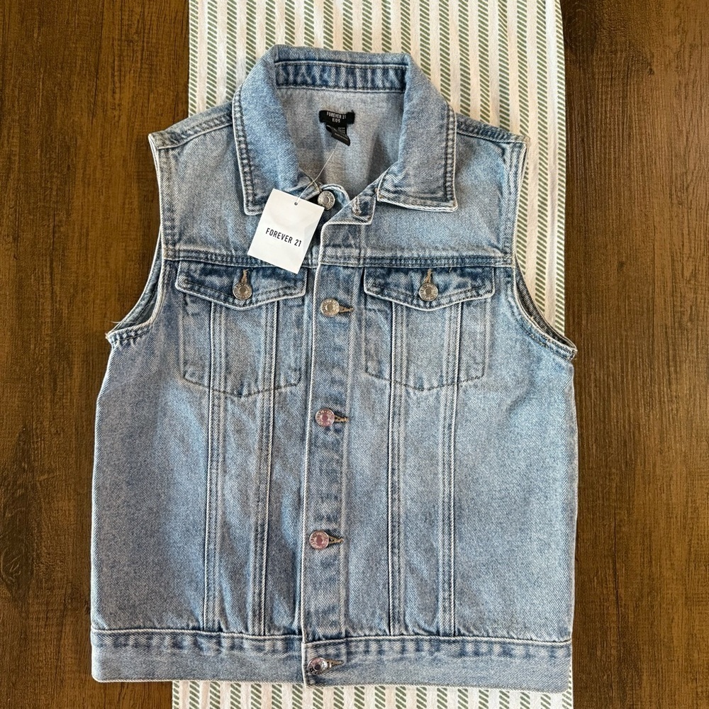NWT Forever 21 Kids Denim Vest Jacket Size XL